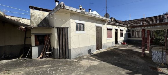 2 bedrooms House in Almeirim, Portugal No. 23924 16