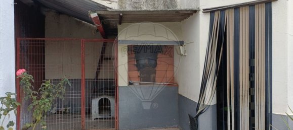 2 bedrooms House in Almeirim, Portugal No. 23924 13