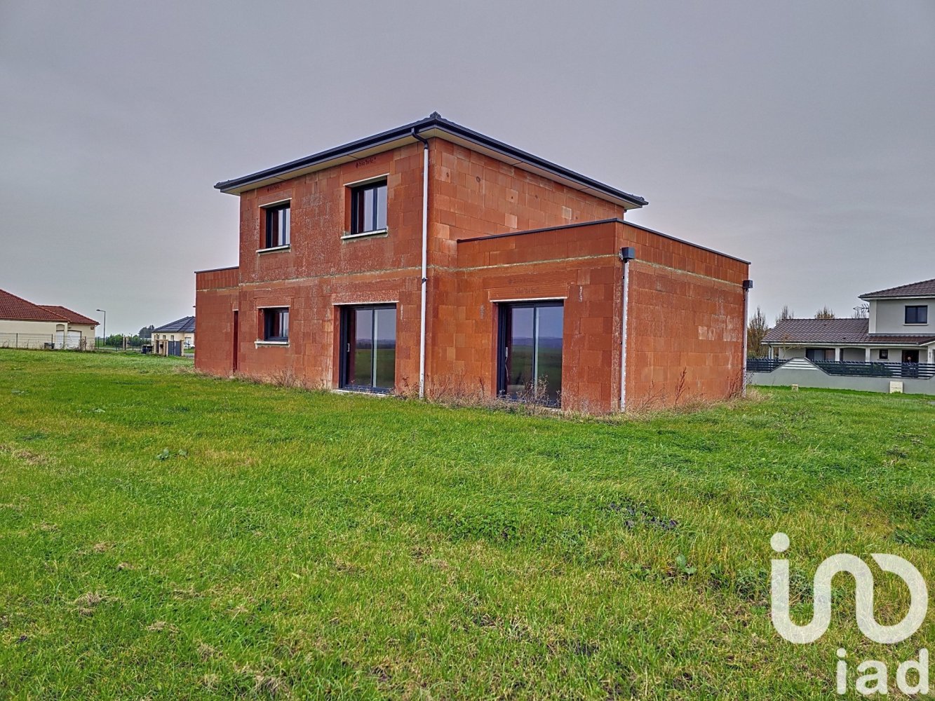 4 غرف نوم منزل في Attigny, France رقم 41218