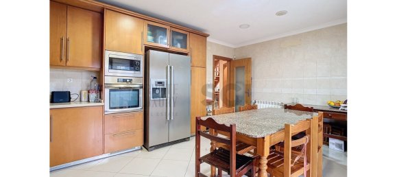 5 Schlafzimmer Villa in Almada, Portugal, Nr. 107190 2