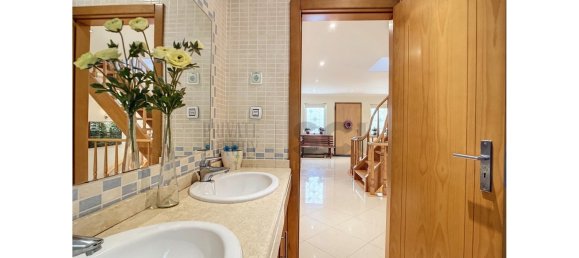 5 Schlafzimmer Villa in Almada, Portugal, Nr. 107190 18