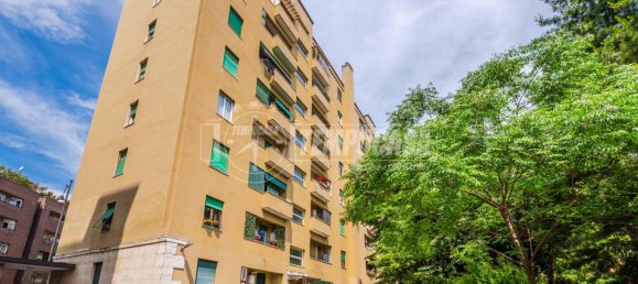 2 bedrooms Apartment in Milan, Italy No. 313919 2