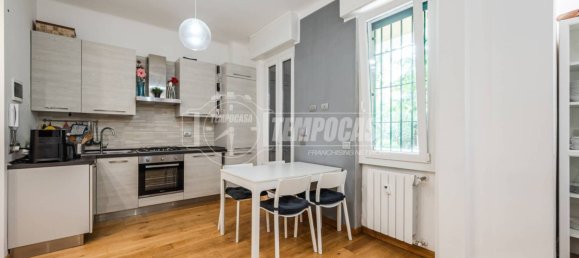 2 bedrooms Apartment in Milan, Italy No. 313919 11