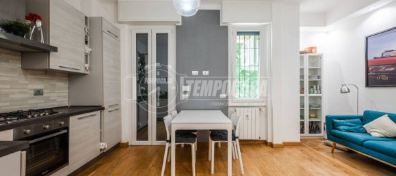 2 bedrooms Apartment in Milan, Italy No. 313919 8