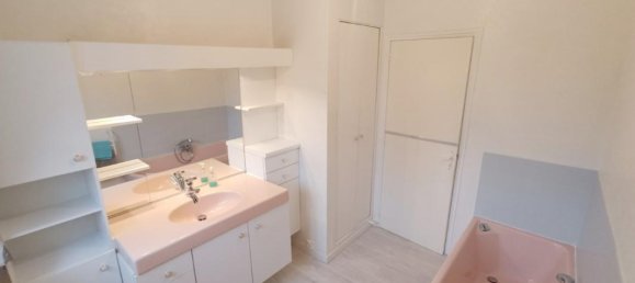 Casa de 5 dormitorios en Cardonnette, France No. 233703 16