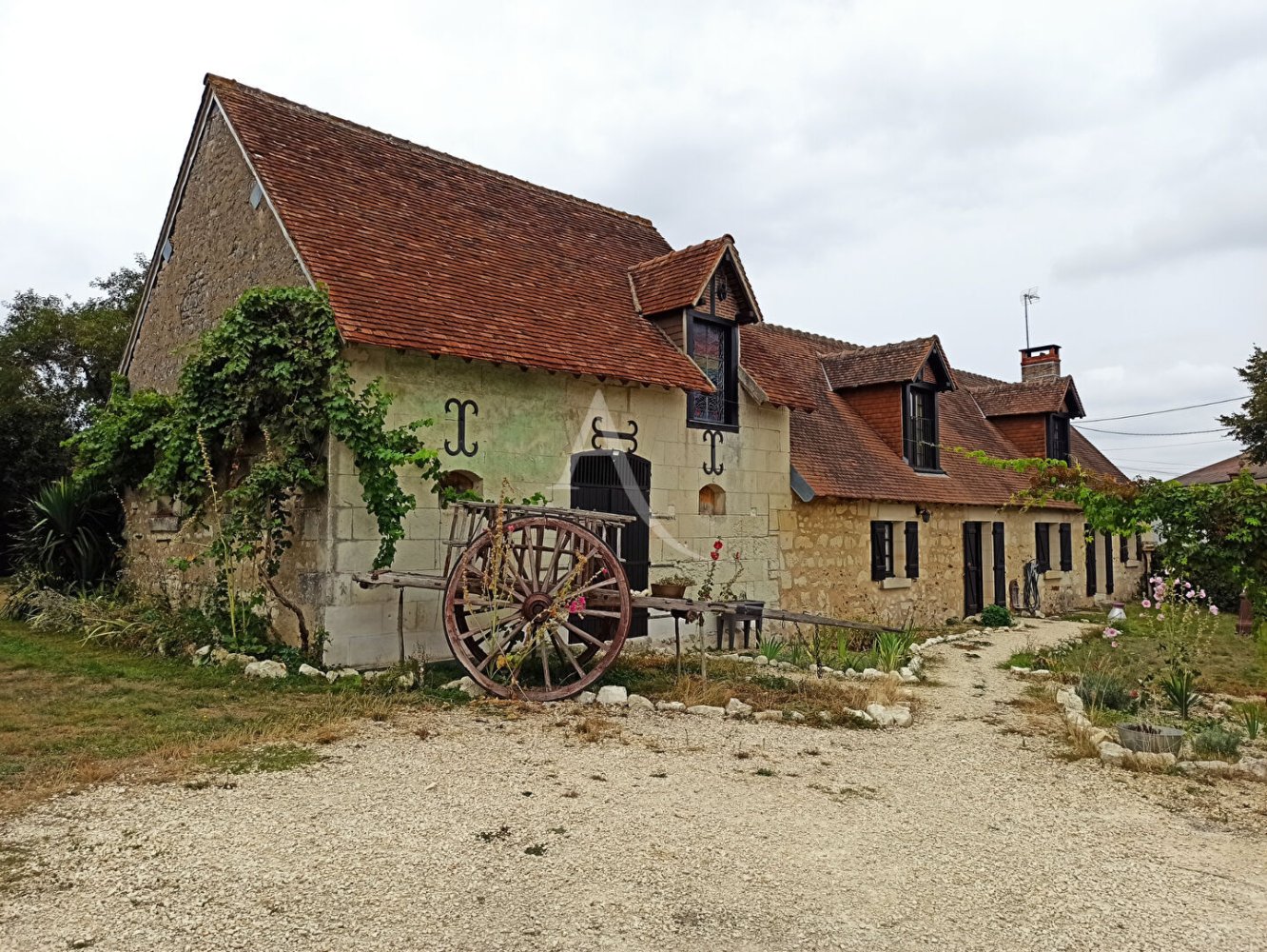 3 chambres Maison à Veuil, France No. 317596