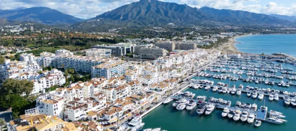 2 bedrooms Apartment in Marbella, Spain No. 177752 6