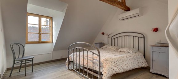 6 bedrooms Castles in Saint-Ouen-les-Vignes, France No. 39529 2