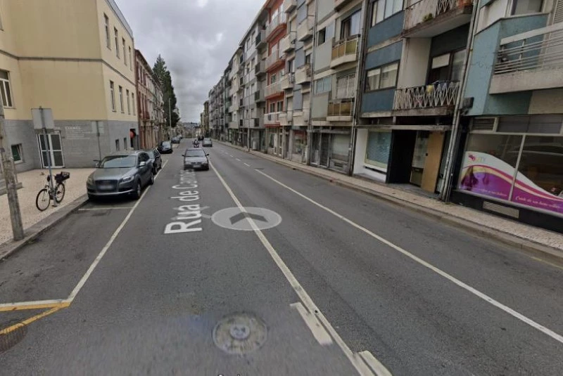 192m² Commercial property in Porto, Portugal No. 288082