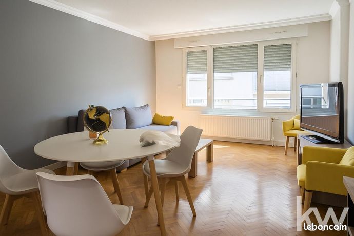 3 bedrooms Apartment in Saint-Etienne, France No. 307670