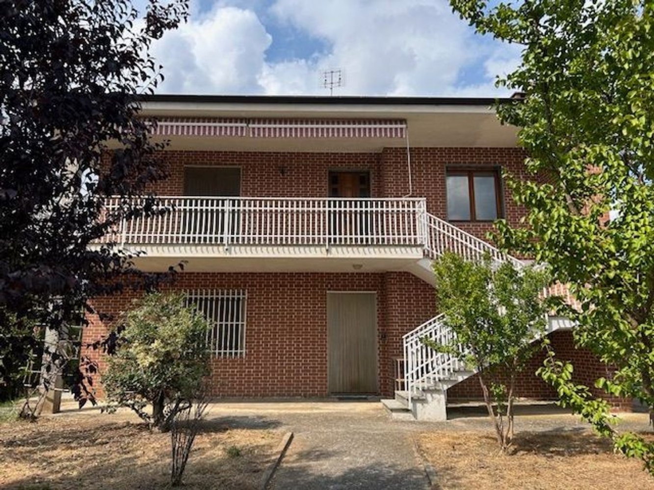 Studio in Caraglio, Italy No. 295375