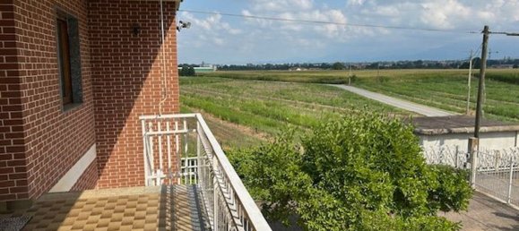 Studio in Caraglio, Italy No. 295375 7