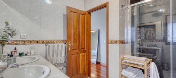 Casa de 4 dormitorios en Vila Nova de Gaia, Portugal No. 187283 10