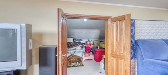 Casa de 4 dormitorios en Vila Nova de Gaia, Portugal No. 187283 27