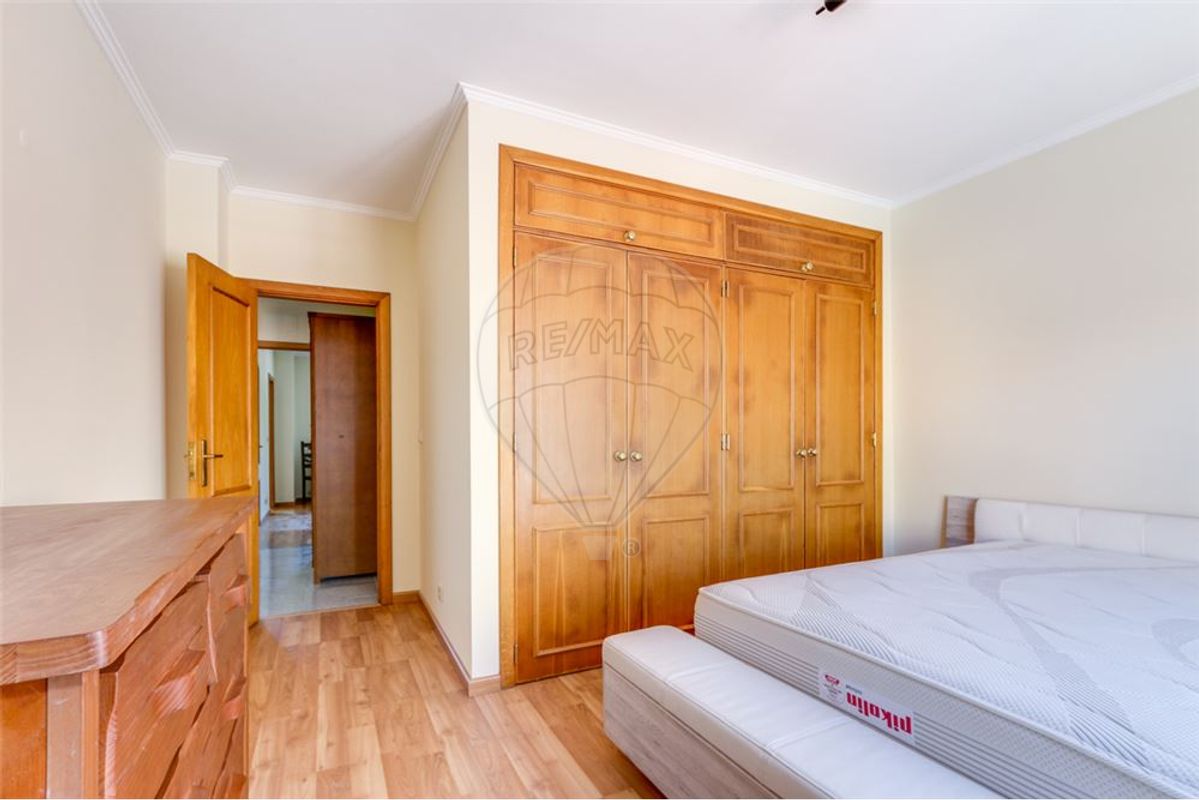 Casa de 4 dormitorios en Rio de Mouro, Portugal No. 31457