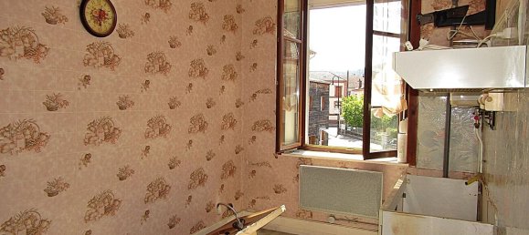 2 rooms Apartment in Celles-sur-Plaine, France No. 103478 4