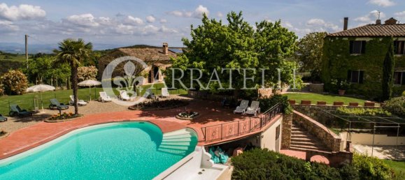 18 bedrooms Villa in Murlo, Italy No. 211964 2