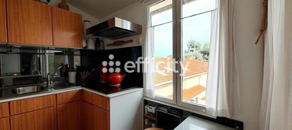 Dúplex de 2 dormitorios en Caluire-et-Cuire, France No. 288371 2