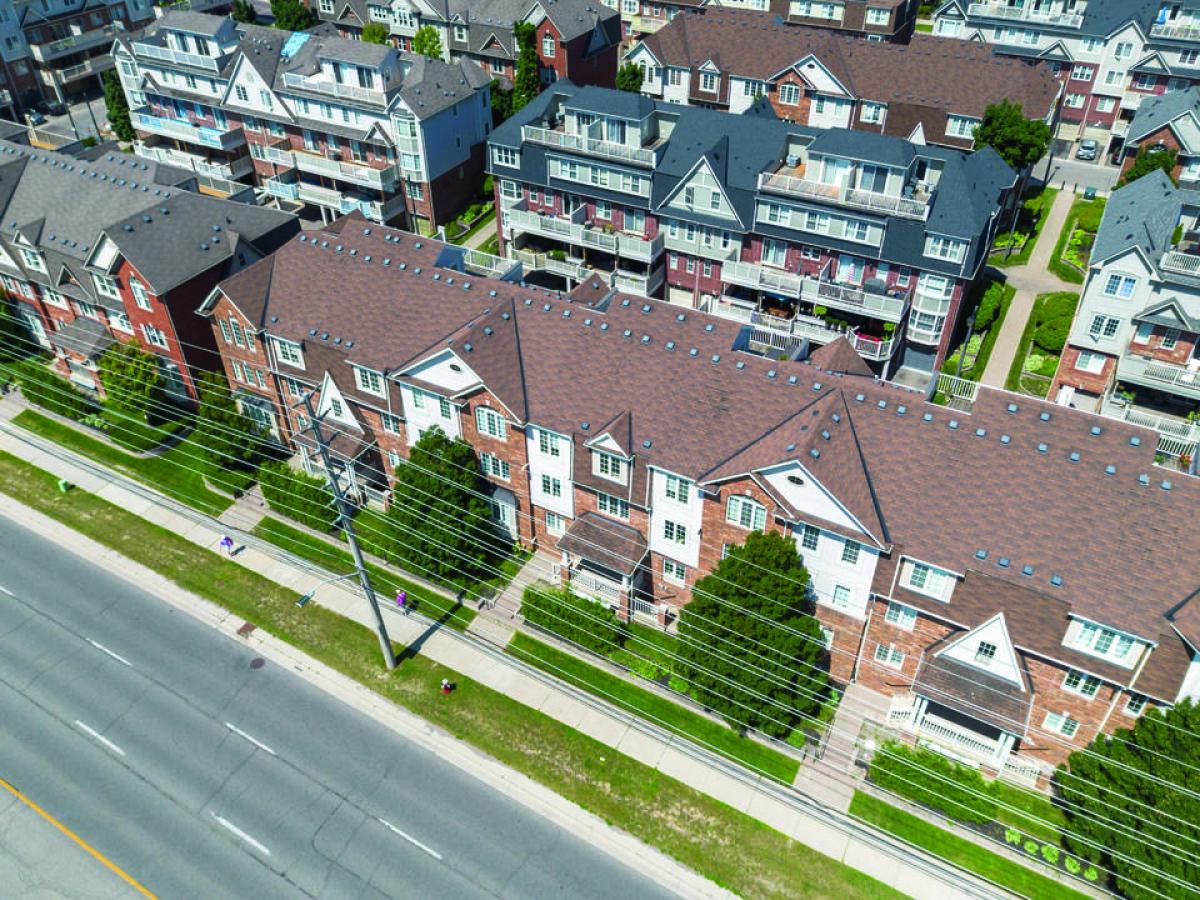 2 bedrooms House in Mississauga, Canada No. 316