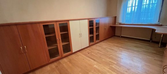 Casa de 4 habitaciónes en Wolkersdorf im Weinviertel, Austria No. 74942 16