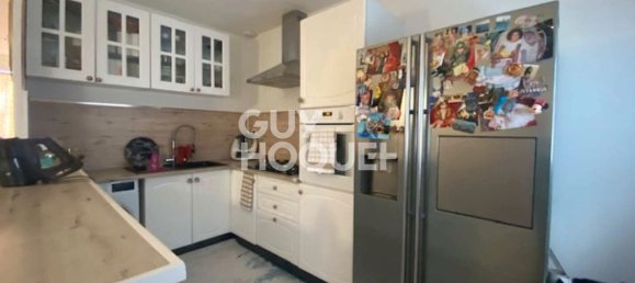 Casa de 3 dormitorios en Marseille, France No. 334822 2