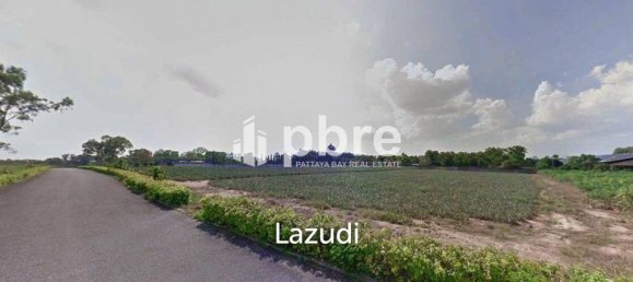  Commercial property in Bang Lamung, Thailand No. 16178 3