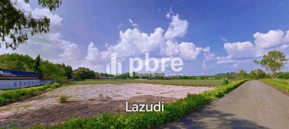  Commercial property in Bang Lamung, Thailand No. 16178 2