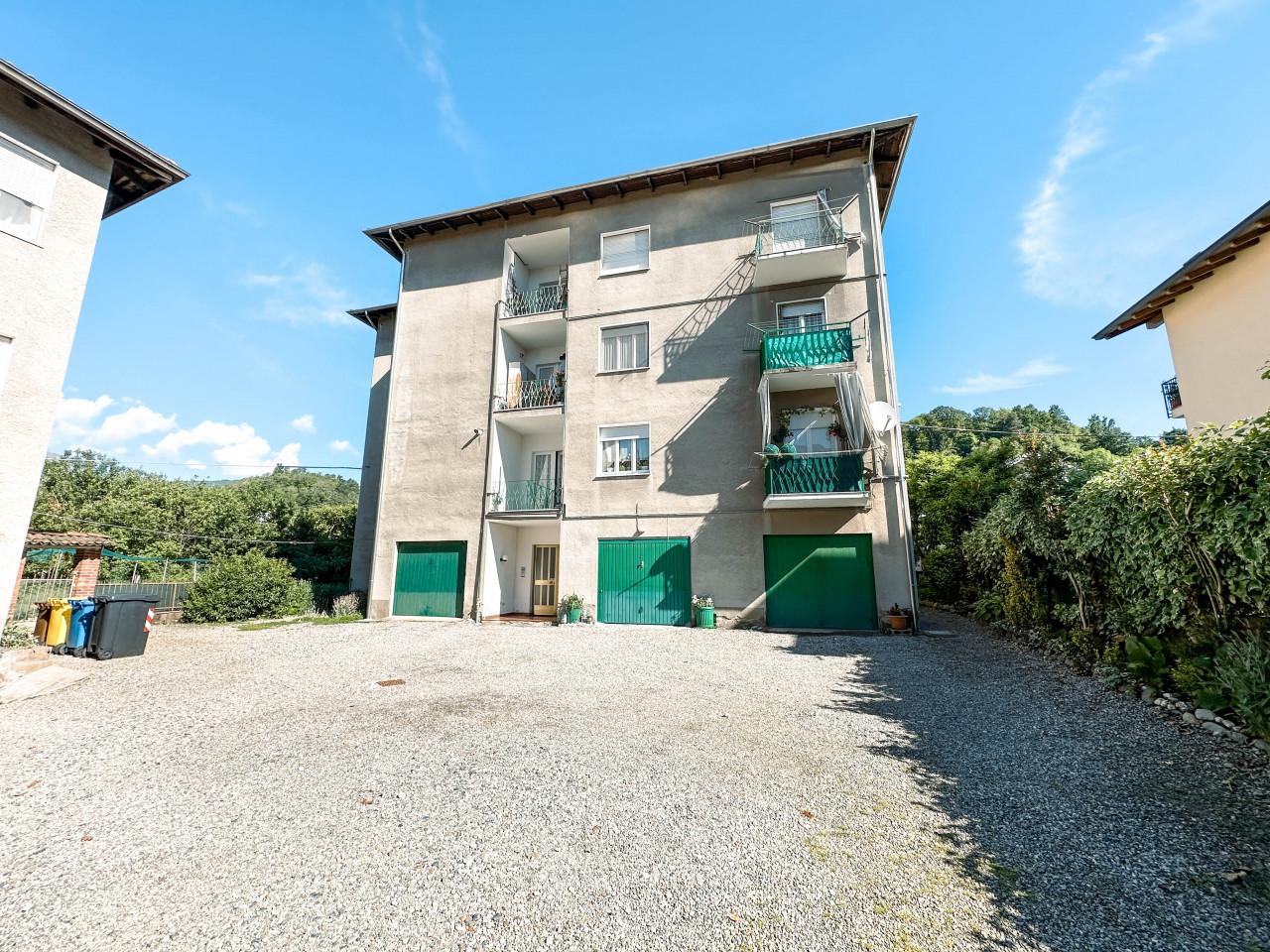 Apartamento de 4 habitaciónes en Borgosesia, Italy No. 232014