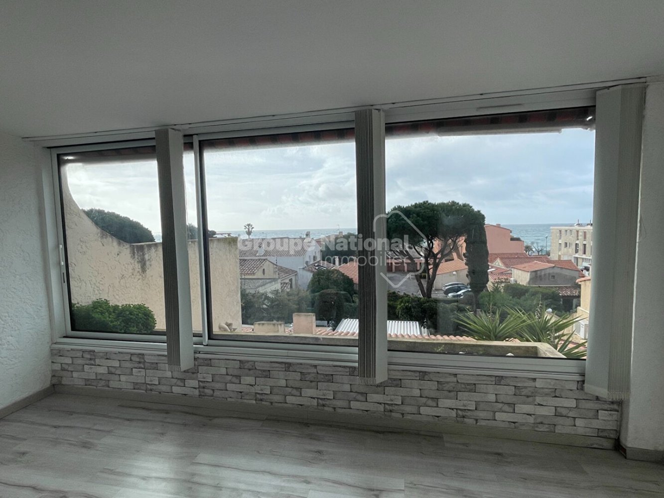 Apartamento de 1 dormitorio en Sausset-les-Pins, France No. 195330