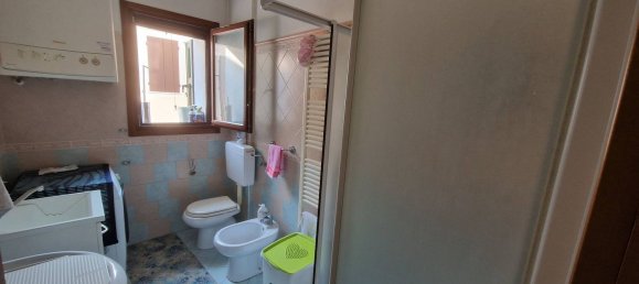 5 rooms House in Terre del Reno, Italy No. 11038 21