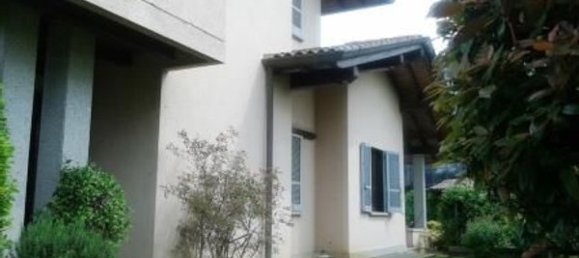 Вилла с 5 комнатами в Вимеркате, Италия № 182688 6