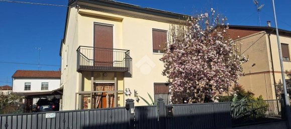 3 bedrooms House in Fusignano, Italy No. 167972 16