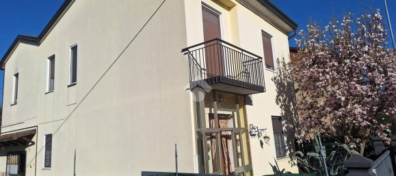 3 bedrooms House in Fusignano, Italy No. 167972 15