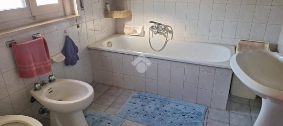 3 bedrooms House in Fusignano, Italy No. 167972 4