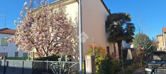 3 bedrooms House in Fusignano, Italy No. 167972 11