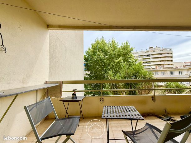 1 bedroom Apartment in Marseille, France No. 309672