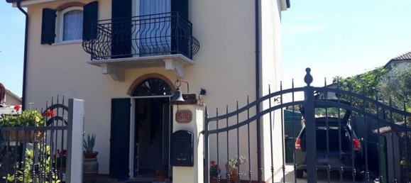 4-salle Maison à Ameglia, Italy No. 178935 2