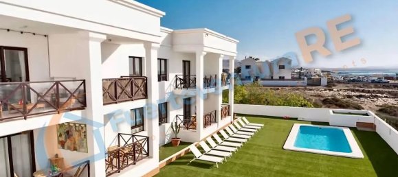 Пентхаус с 2 спальнями в Ла Олива, Испания № 185894 27