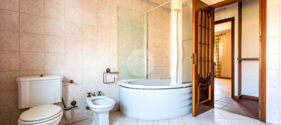 5 Schlafzimmer Villa in Cavallerleone, Italy, Nr. 226499 3