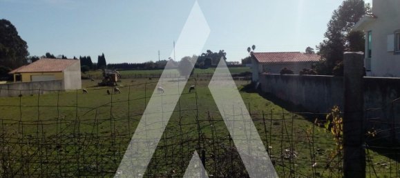 568m² Land in Oliveirinha, Portugal No. 92676 2
