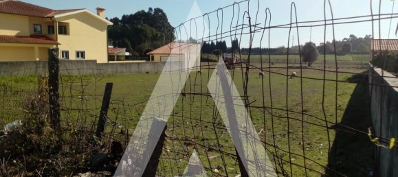 568m² Land in Oliveirinha, Portugal No. 92676 3