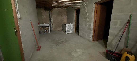 4 bedrooms House in Vienne, France No. 335640 11