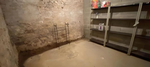 4 bedrooms House in Vienne, France No. 335640 13