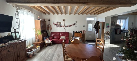 Adosado de 5 habitaciónes en Isdes, France No. 53619 6