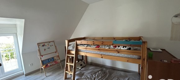 Adosado de 5 habitaciónes en Isdes, France No. 53619 13