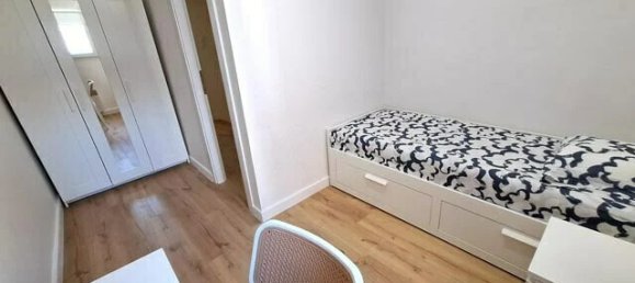 3 bedrooms Property in Piraeus, Greece No. 2287 11