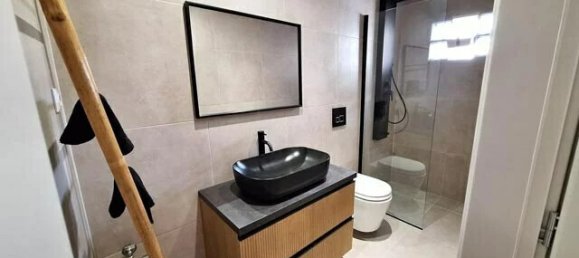 3 bedrooms Property in Piraeus, Greece No. 2287 13