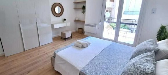 3 bedrooms Property in Piraeus, Greece No. 2287 10