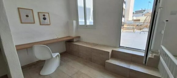 3 bedrooms Property in Piraeus, Greece No. 2287 19