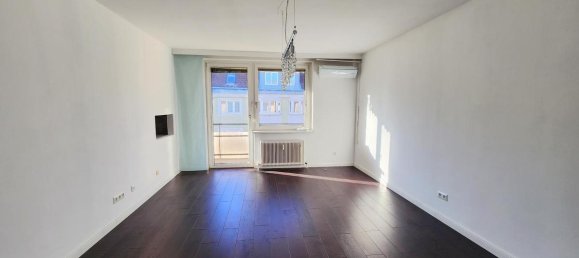 3 rooms Apartment in Favoriten, Austria No. 218524 2